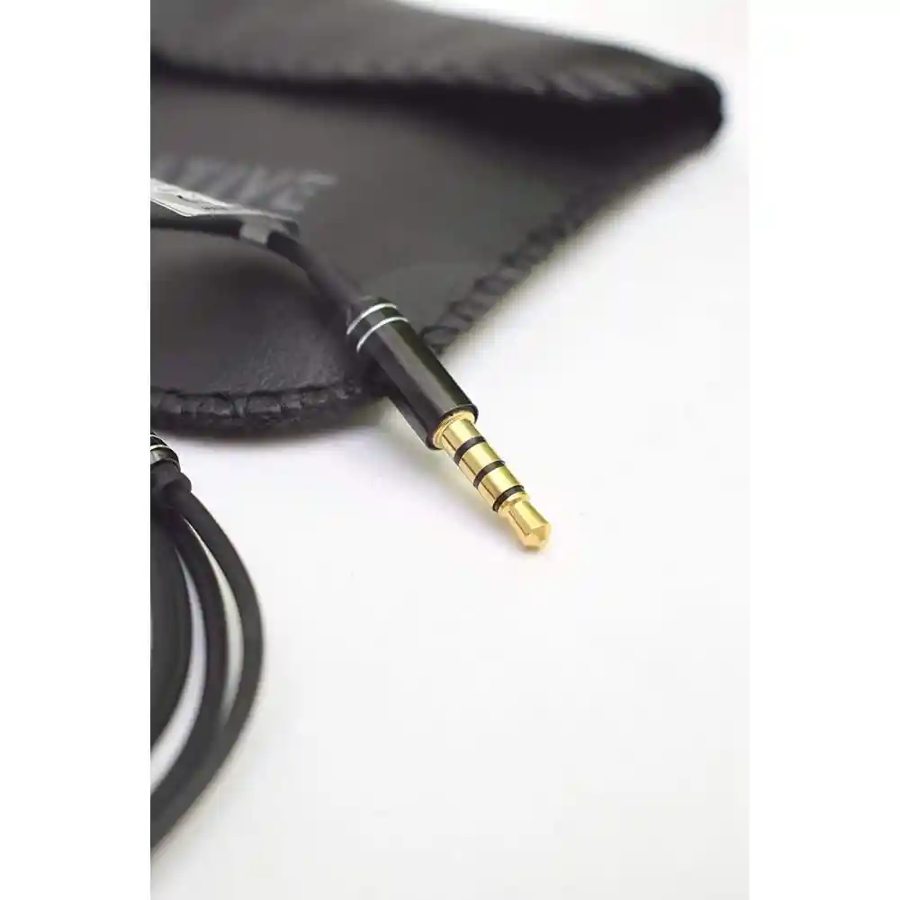 Orignal Creative High Bass Audio Earphone With Pouch - Image 4